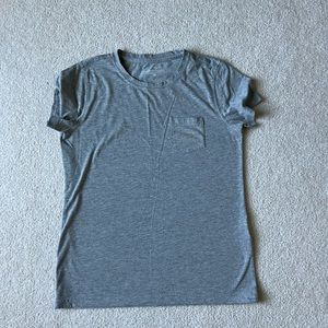 Vineyard Vines T-shirt